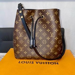 🚨SOLD🚨Louis Vuitton 
NéoNoé MM
Excellent condition
Size: MM